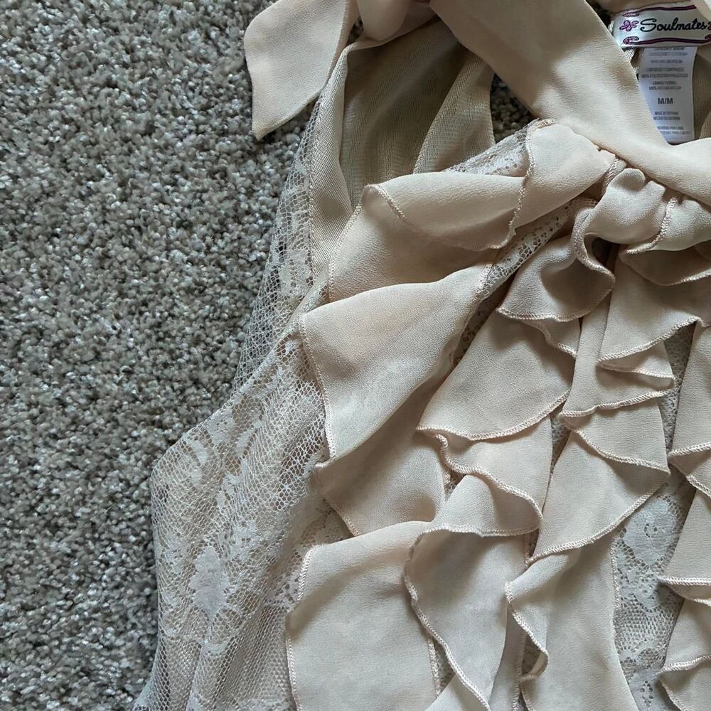 Y2K Ruffle Lace Blouse - Picture 3 of 3